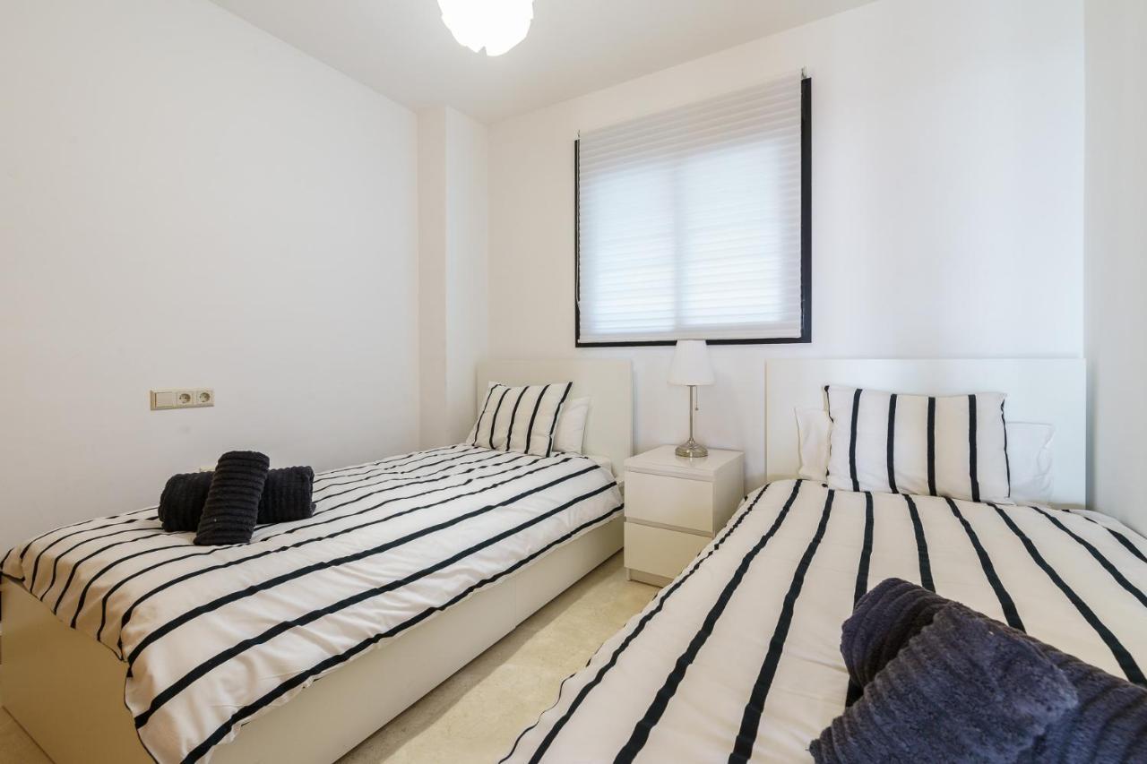 Ct 167 - Hollywood Hills En Riviera Del Sol Apartman Sitio de Calahonda Kültér fotó