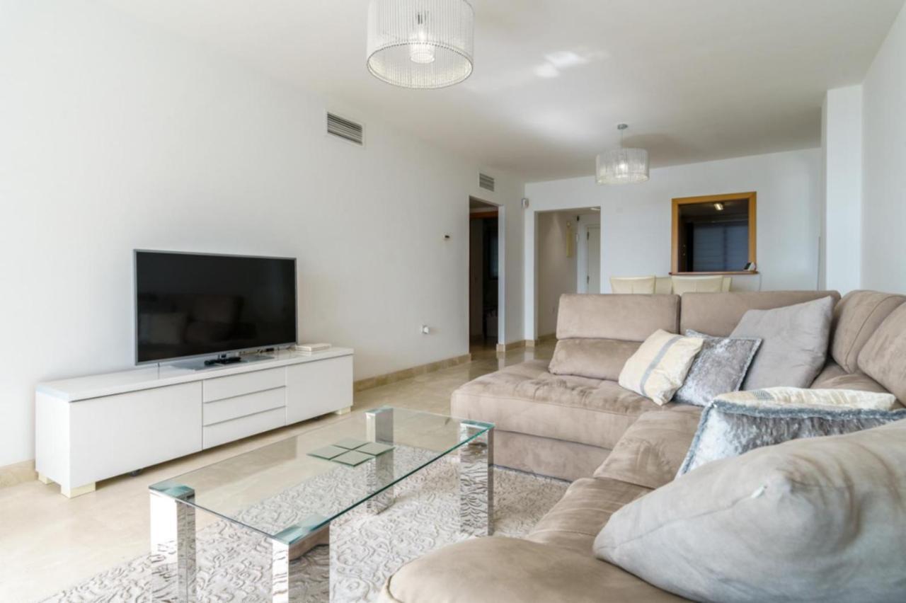 Ct 167 - Hollywood Hills En Riviera Del Sol Apartman Sitio de Calahonda Kültér fotó